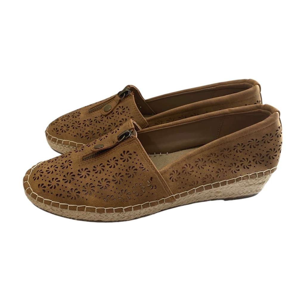 Easy Street Espadrilles Womens 8.5 Zenon Tan Slip On Cut Out Boho Festival New